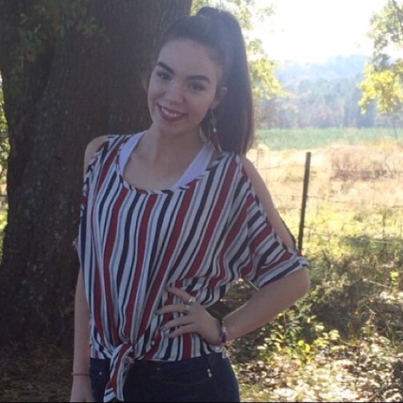 Meet your Posher, Ashlyn - Picture 1 of 1